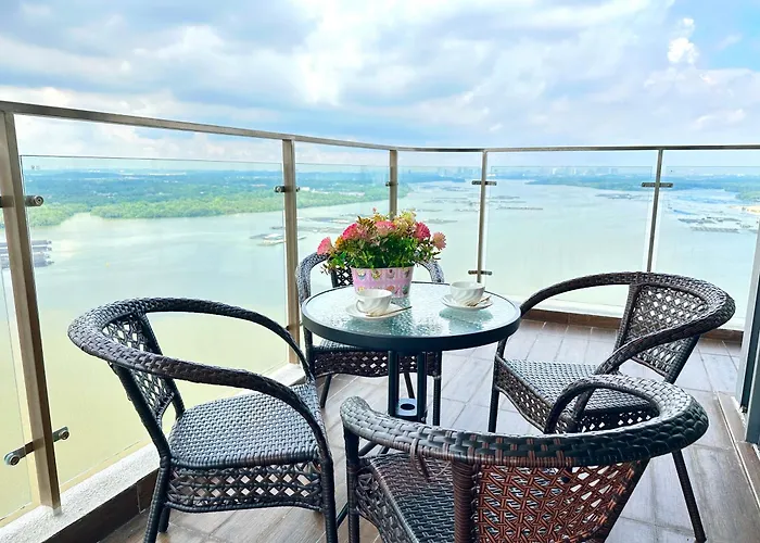 Astonishing Ocean View 3 Bedroom Apartment