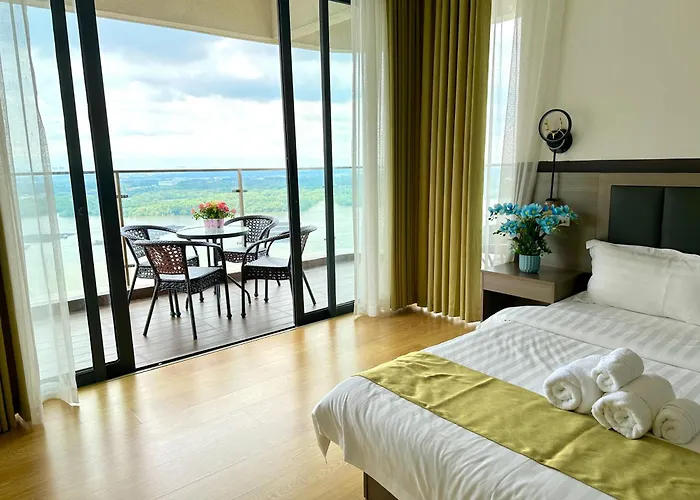Astonishing Ocean View 3 Bedroom Apartment