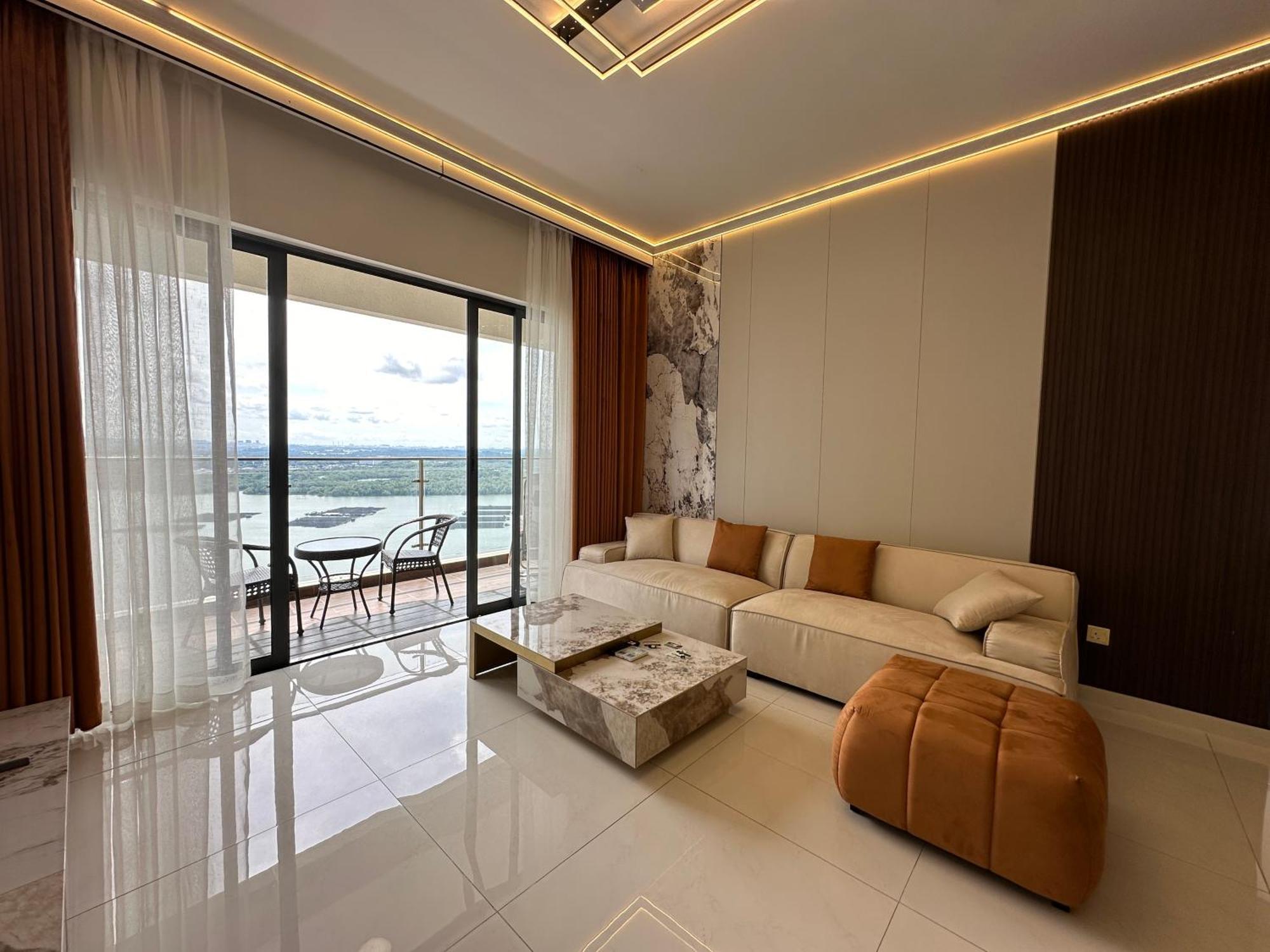 Apartment Astonishing Ocean View 3 Bedroom Johor Bahru