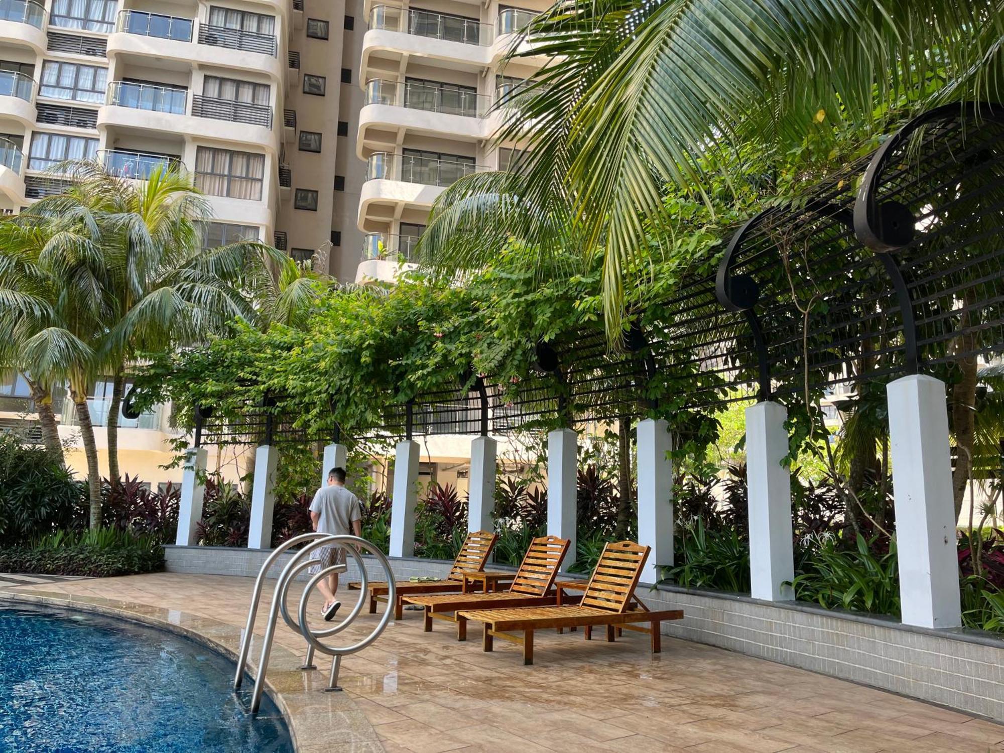 Astonishing Ocean View 3 Bedroom Apartment *