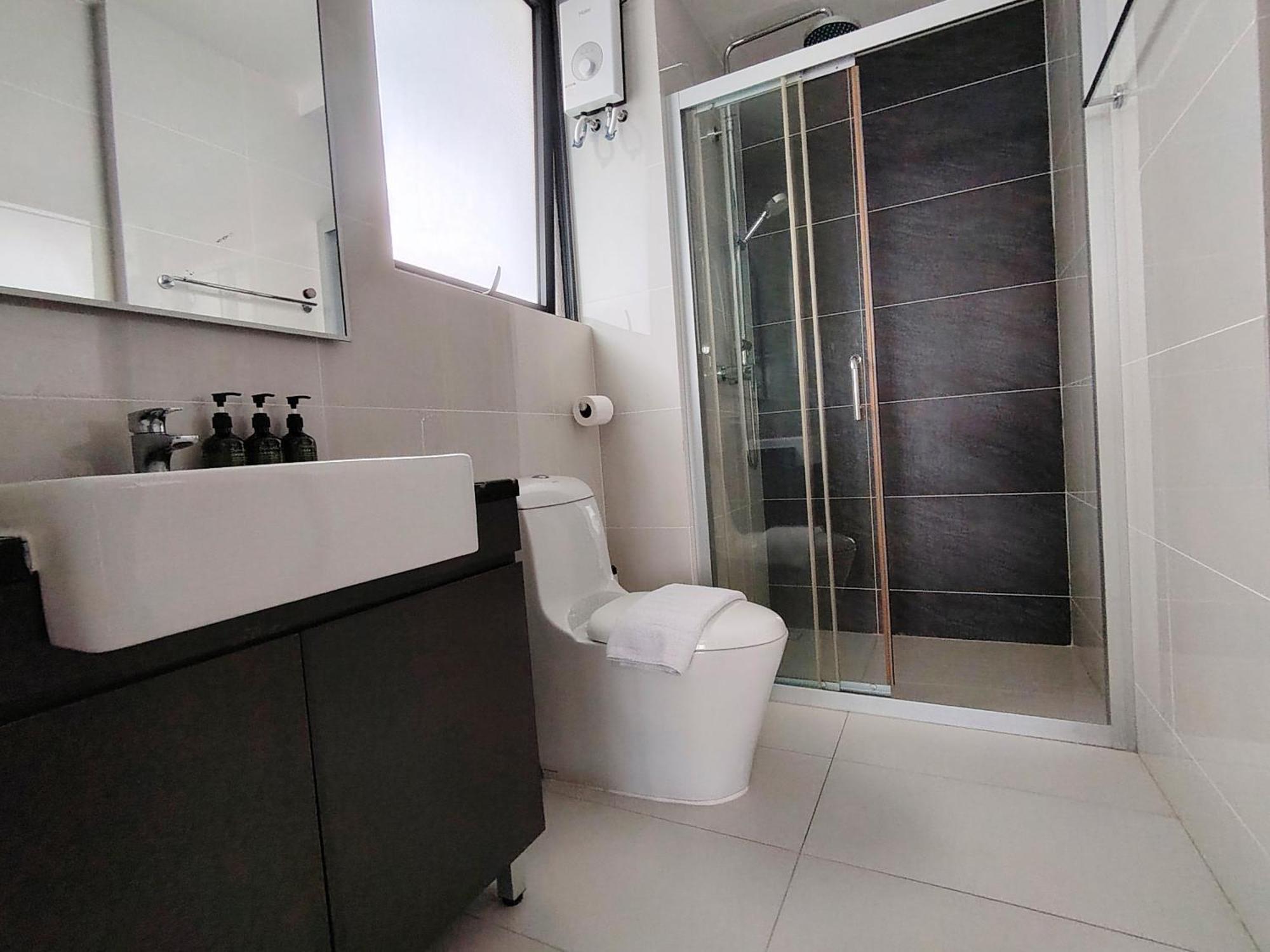 Astonishing Ocean View 3 Bedroom Apartment