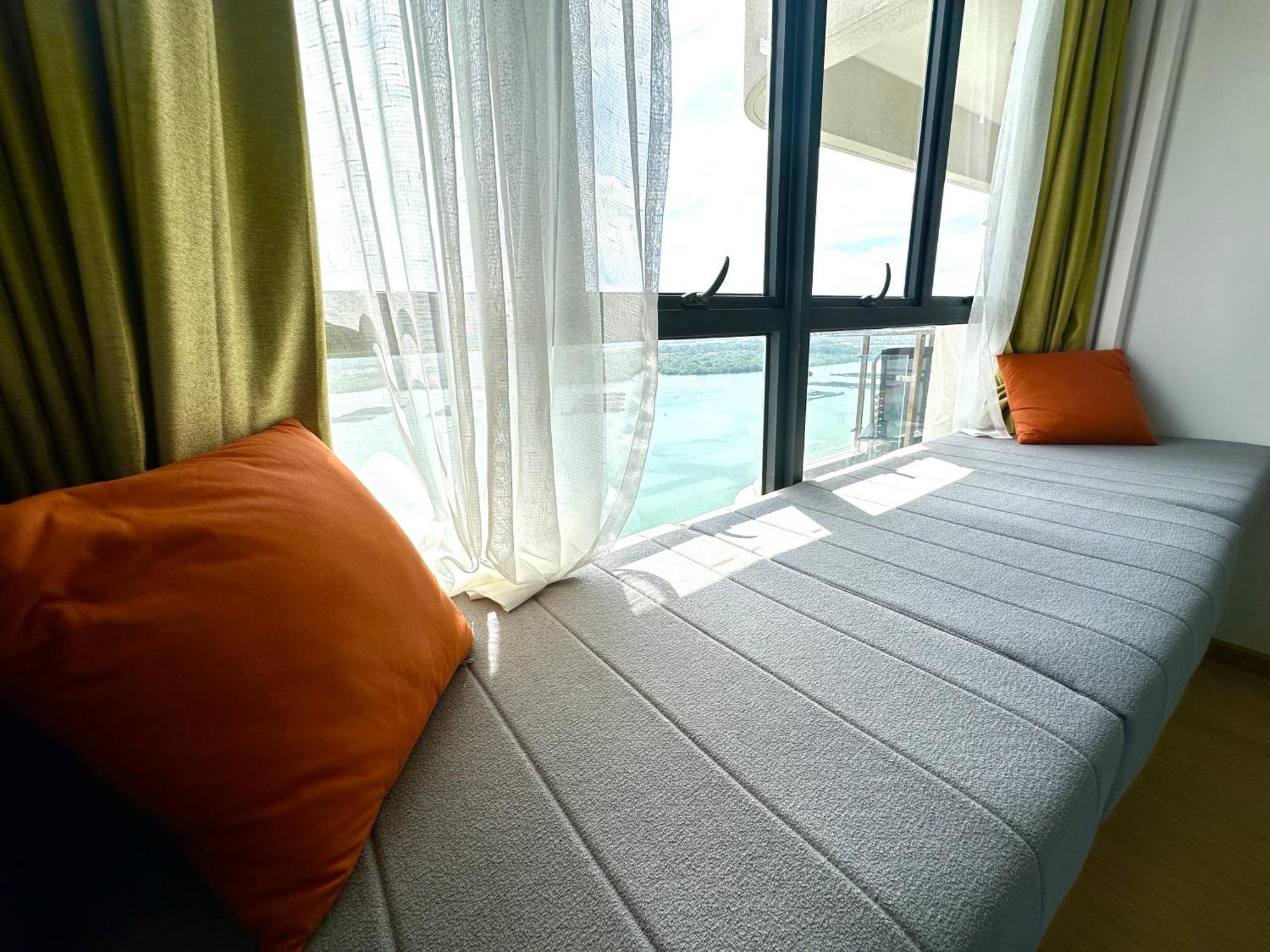 Apartment Astonishing Ocean View 3 Bedroom Johor Bahru
