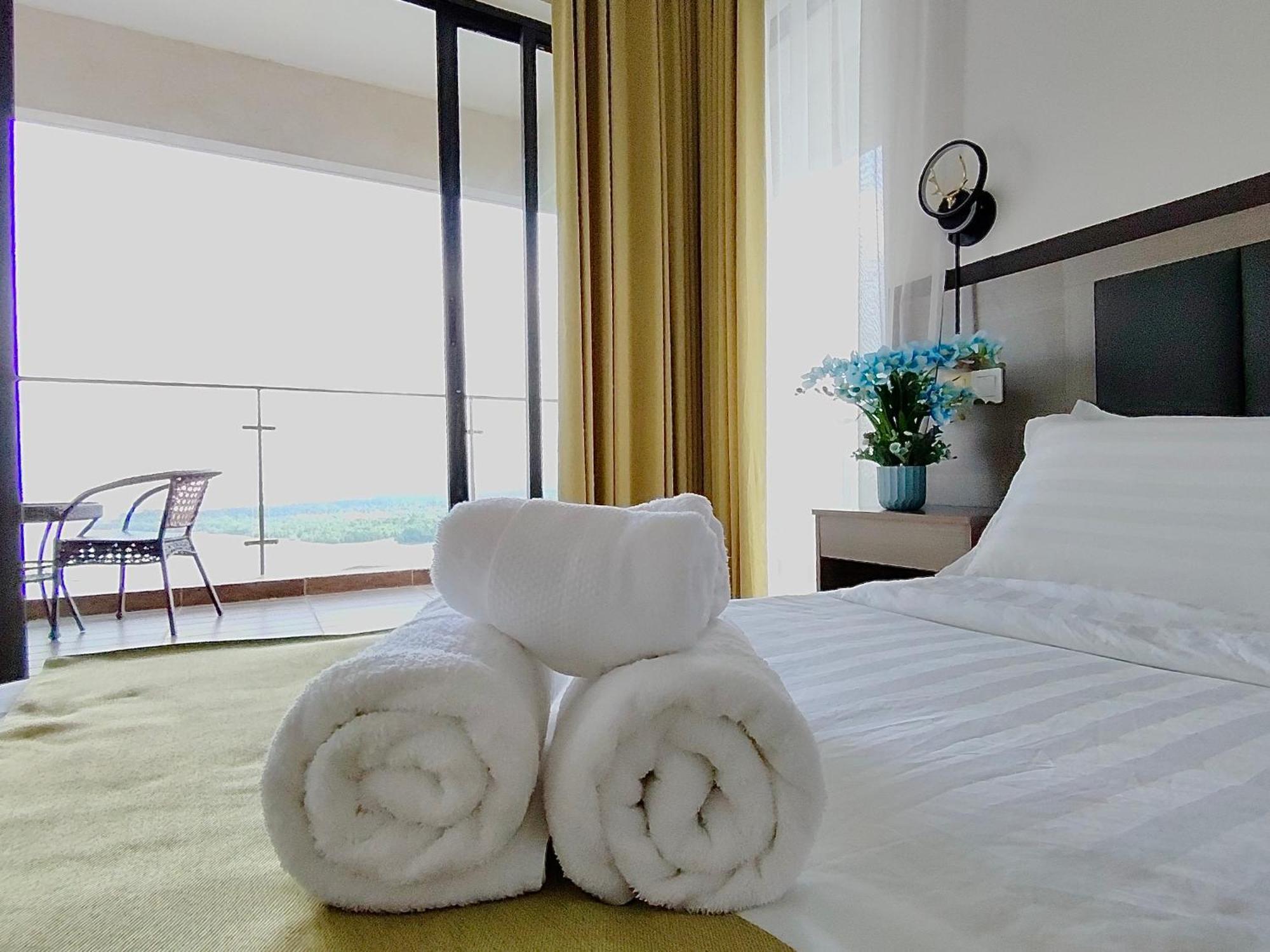 Astonishing Ocean View 3 Bedroom